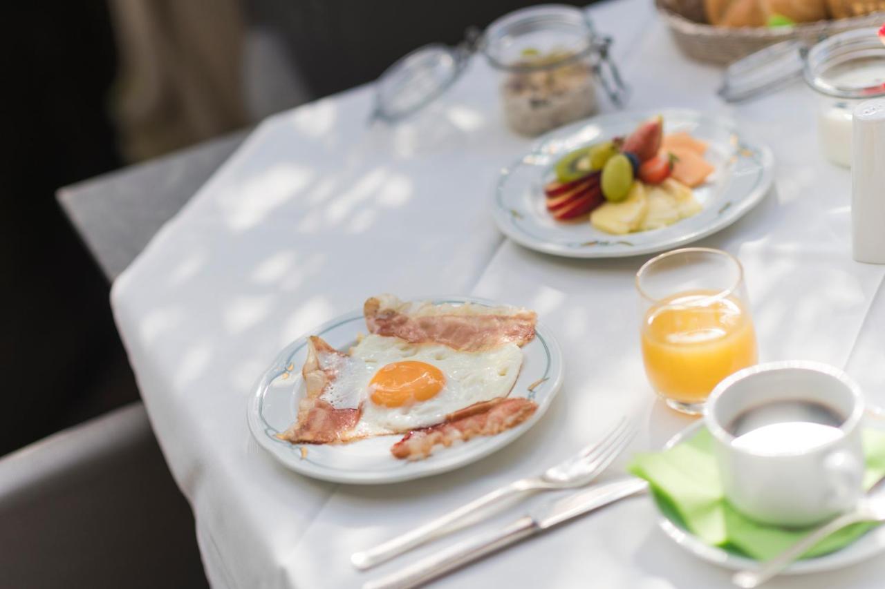 Pension Zum Burggraefler Schenna Exteriér fotografie