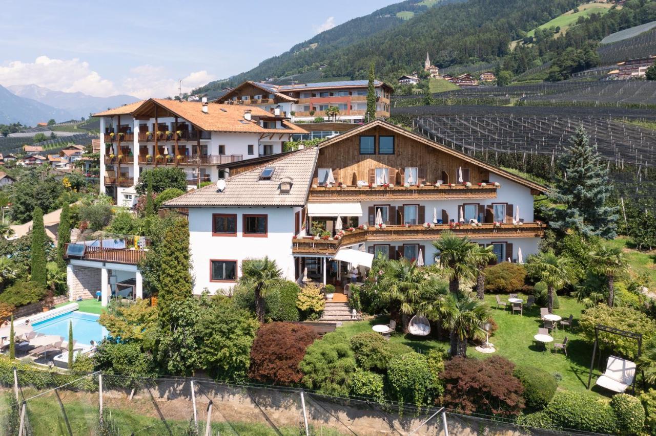 Pension Zum Burggraefler Schenna Exteriér fotografie